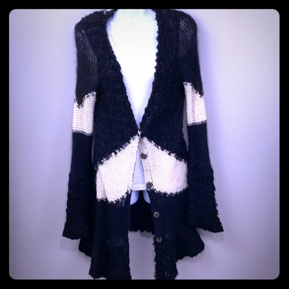 Free People Long Cadigan w/Snap Closure